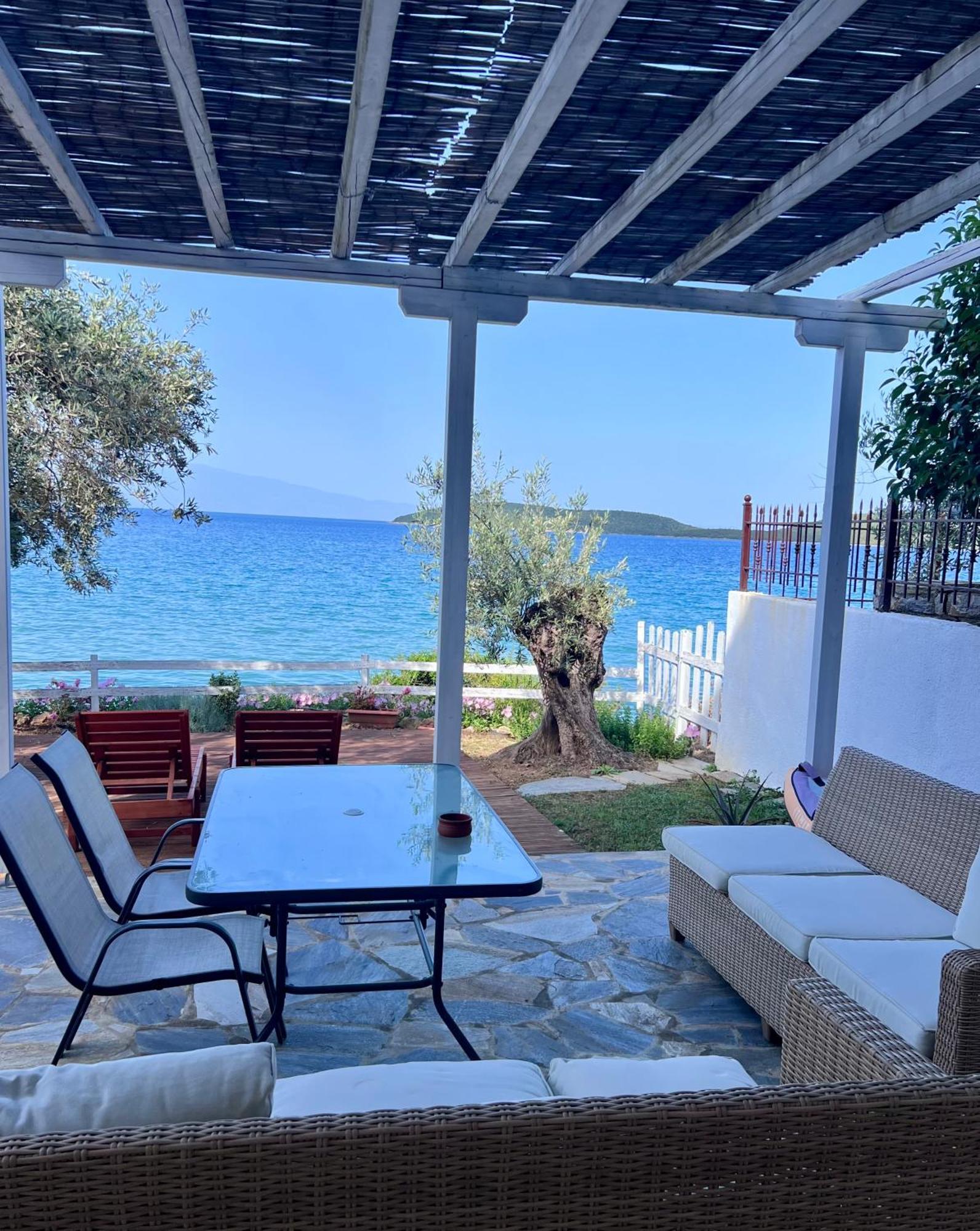 Villas Nies Sourpi Esterno foto