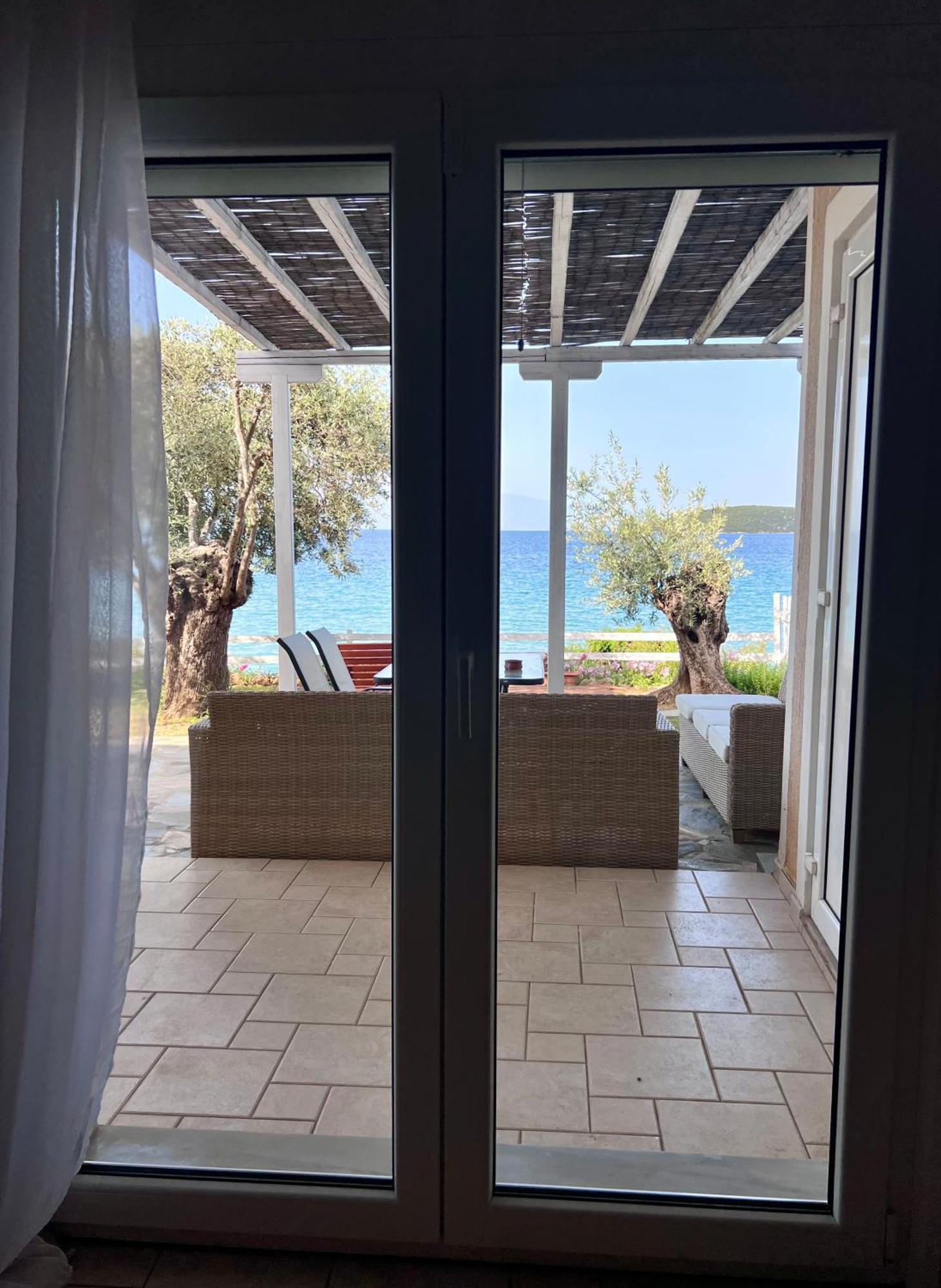 Villas Nies Sourpi Esterno foto